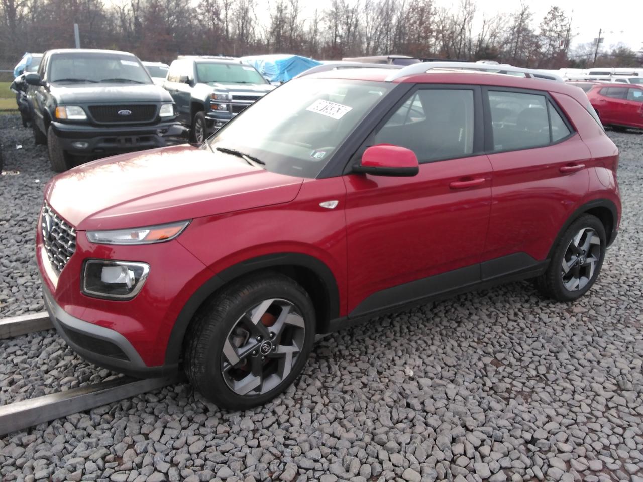 Изображение 1 2022 HYUNDAI VENUE SEL 2022 с VIN KMHRC8A33NU166515