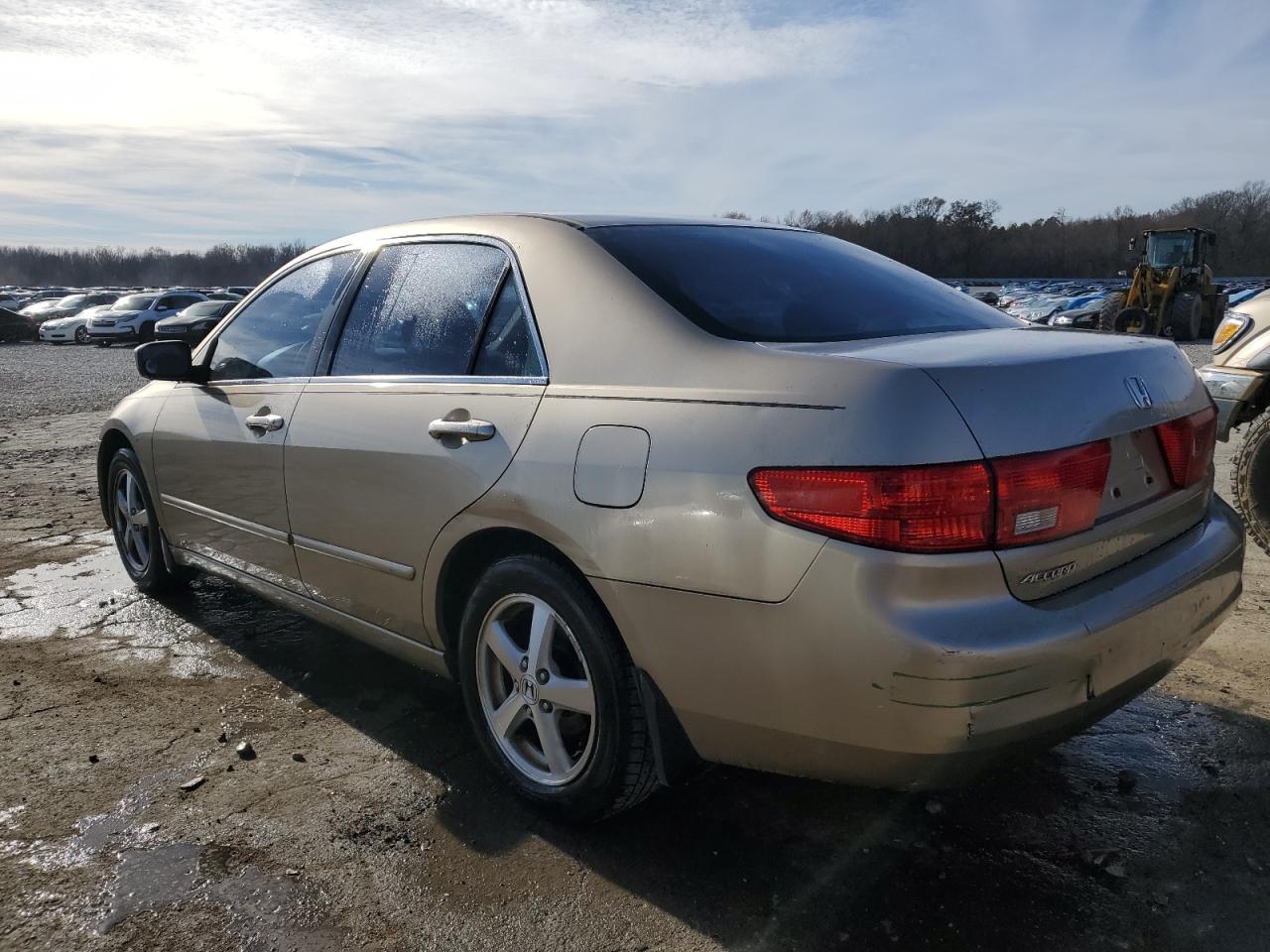 Image 2 of 2005 HONDA ACCORD EX 2005 with VIN 1HGCM567X5A142023