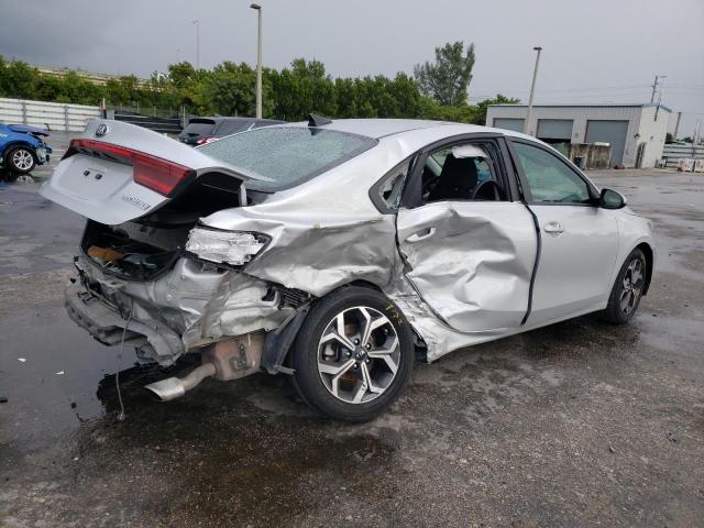 Изображение 3 2021 KIA FORTE FE 2021 с VIN 3KPF24AD8ME310097