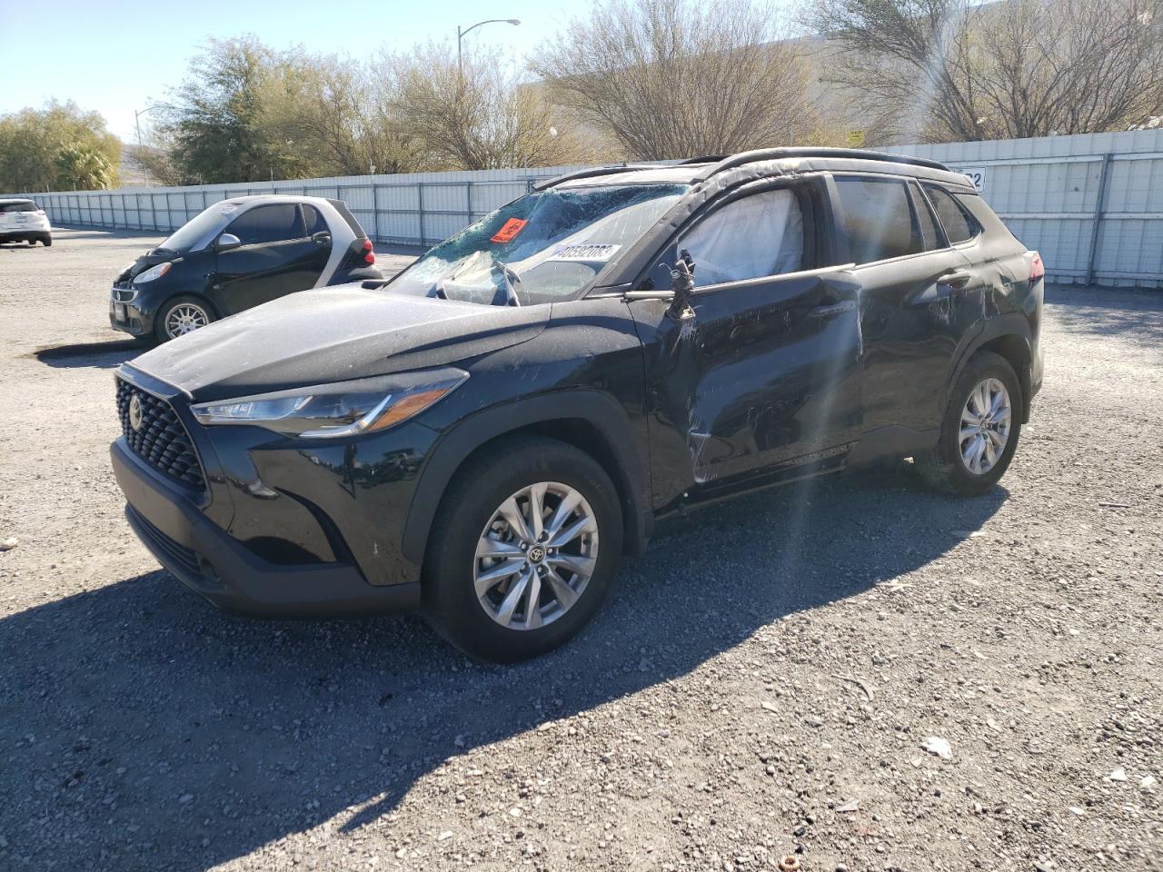 Image 1 of 2022 TOYOTA COROLLA CROSS LE 2022 with VIN 7MUBAABG8NV009948