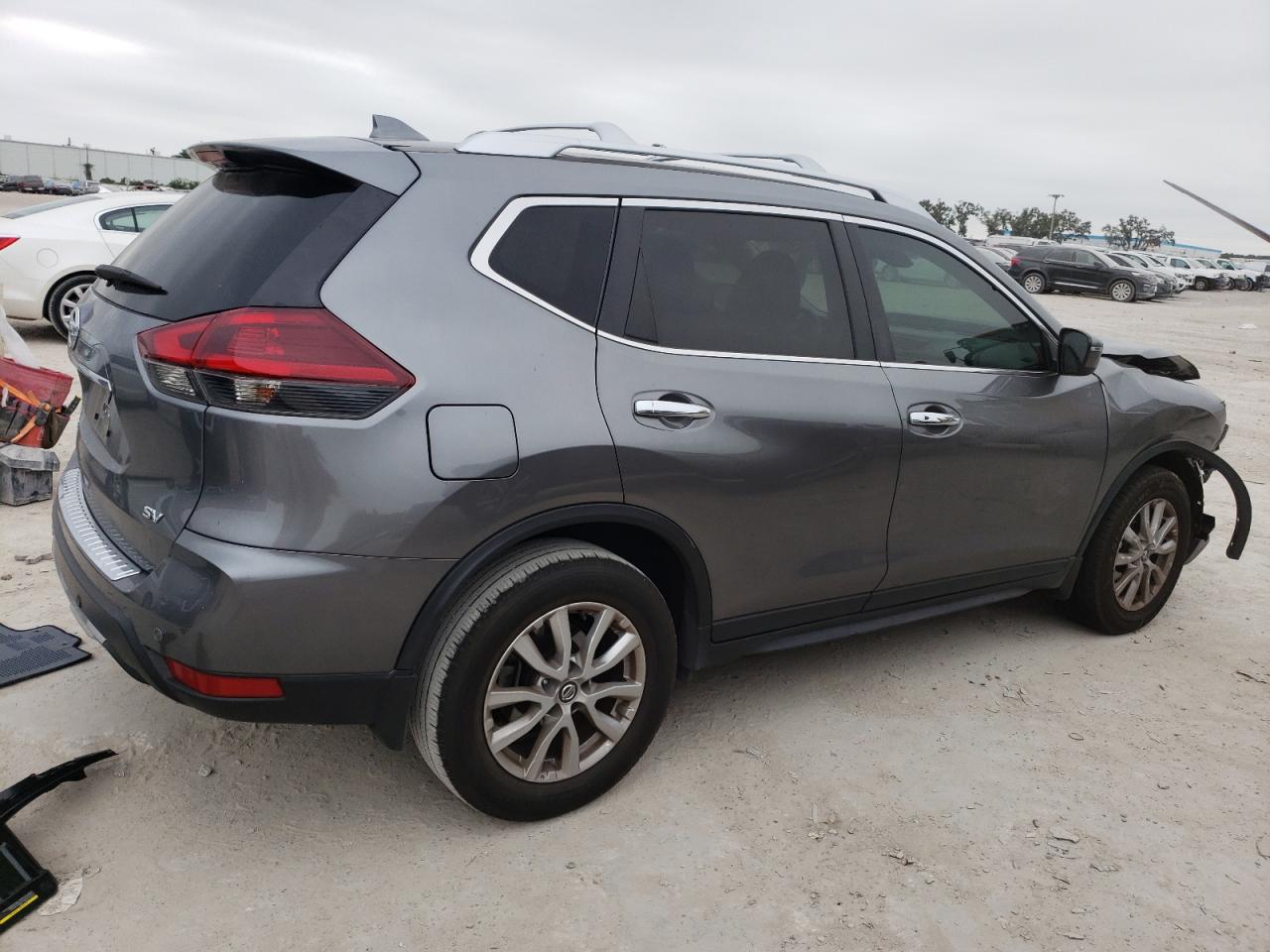 Obraz 3 z 2020 NISSAN ROGUE S 2020 z VIN KNMAT2MTXLP531486