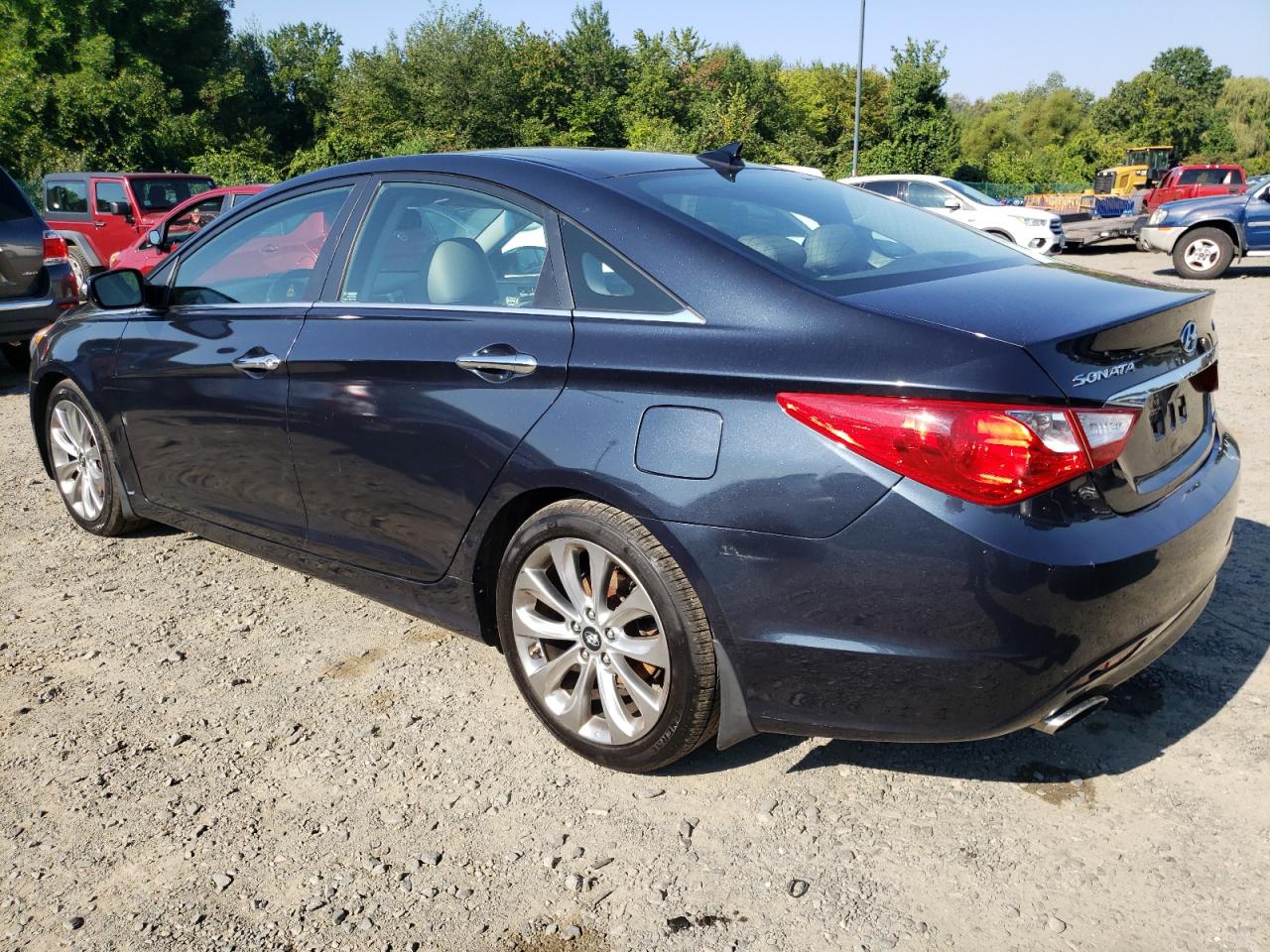 Image 2 of 2012 HYUNDAI SONATA SE 2012 with VIN 5NPEC4AB8CH485029
