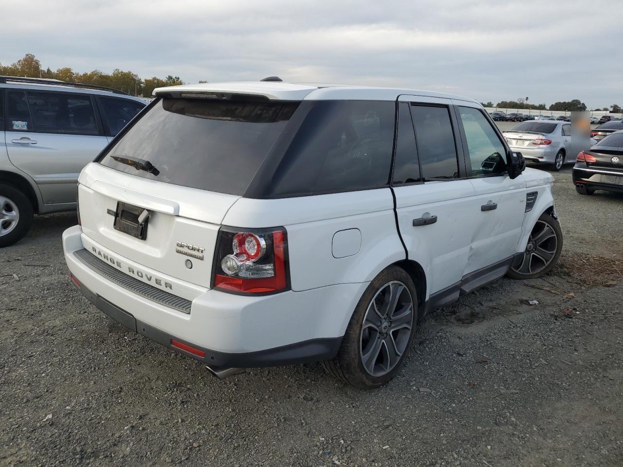 Image 3 of 2011 LAND ROVER RANGE ROVER SPORT SC 2011 with VIN SALSH2E42BA292703