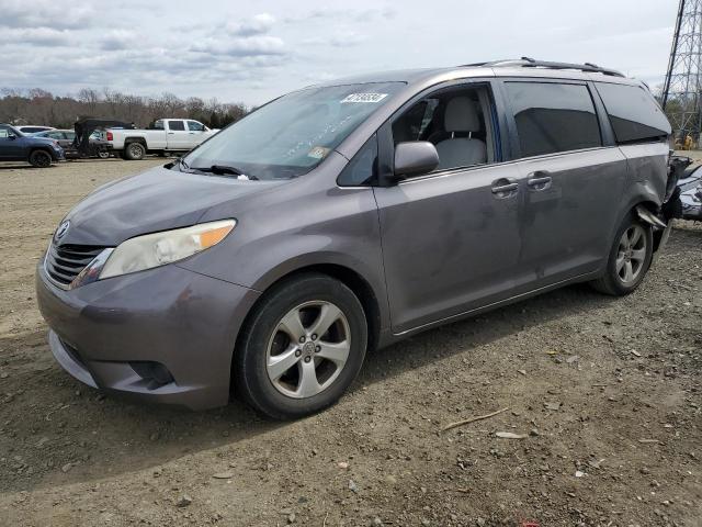 2011 TOYOTA SIENNA LE 2011 image