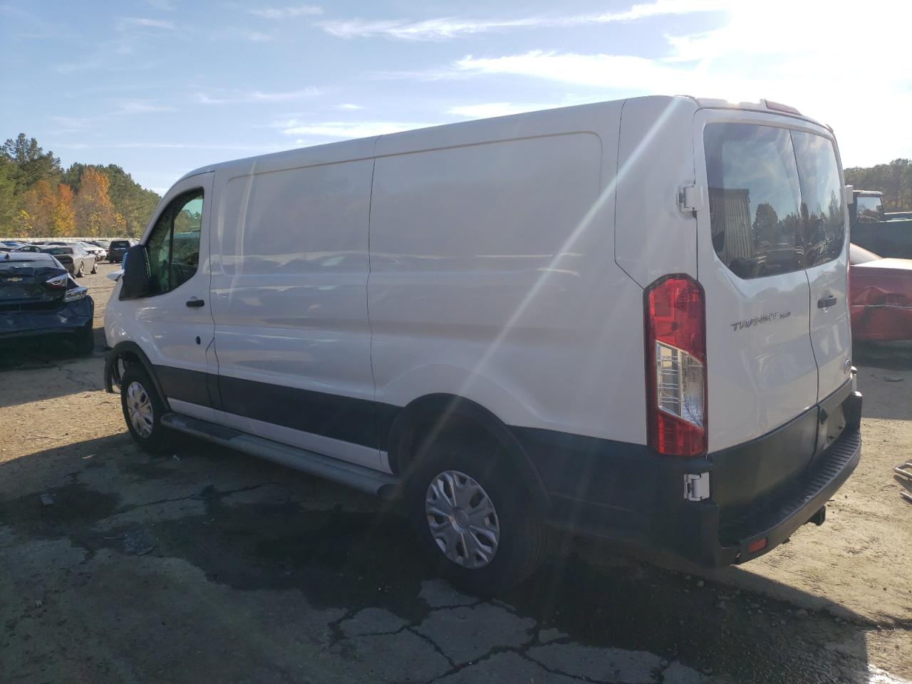 Изображение 2 2019 FORD TRANSIT T-250 2019 с VIN 1FTYR1YM5KKA71515