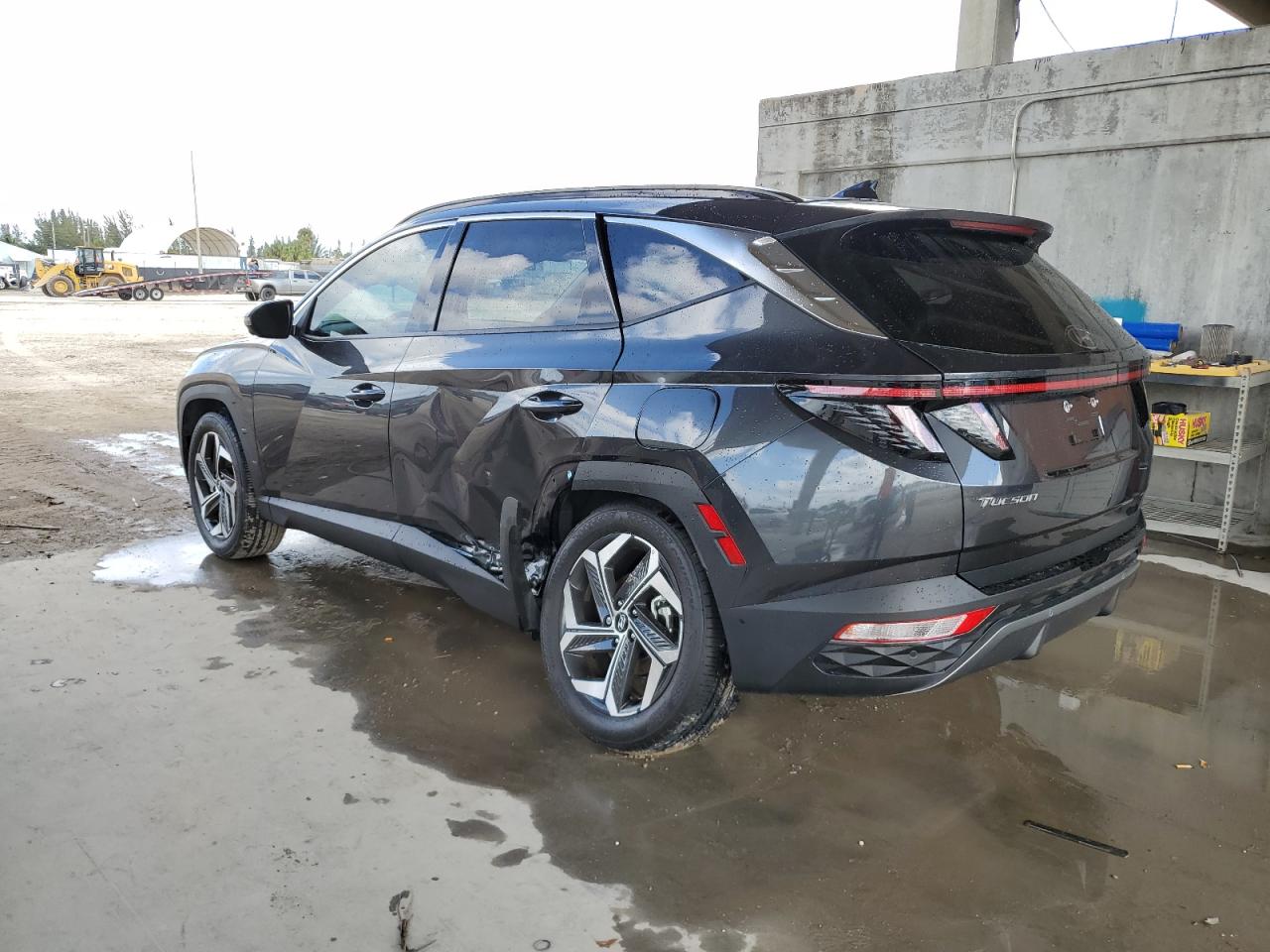 Image 2 of 2023 HYUNDAI TUCSON LIMITED 2023 with VIN 5NMJE3AE4PH246593