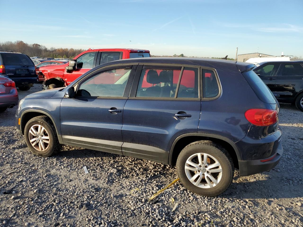 Image 2 of 2012 VOLKSWAGEN TIGUAN S 2012 with VIN WVGAV7AX2CW567995