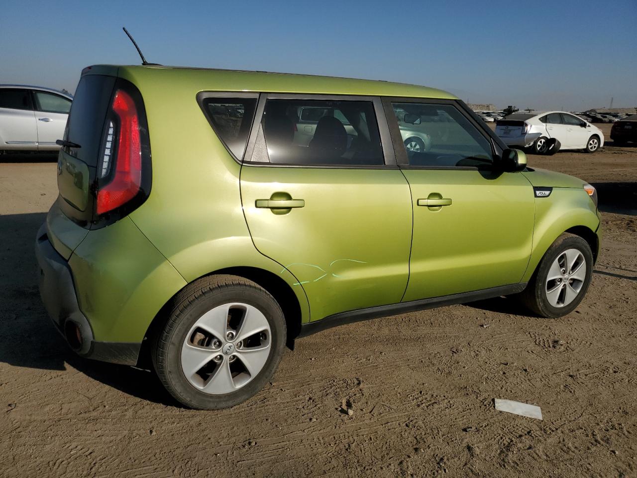 Изображение 3 2016 KIA SOUL  2016 с VIN KNDJN2A29G7863317