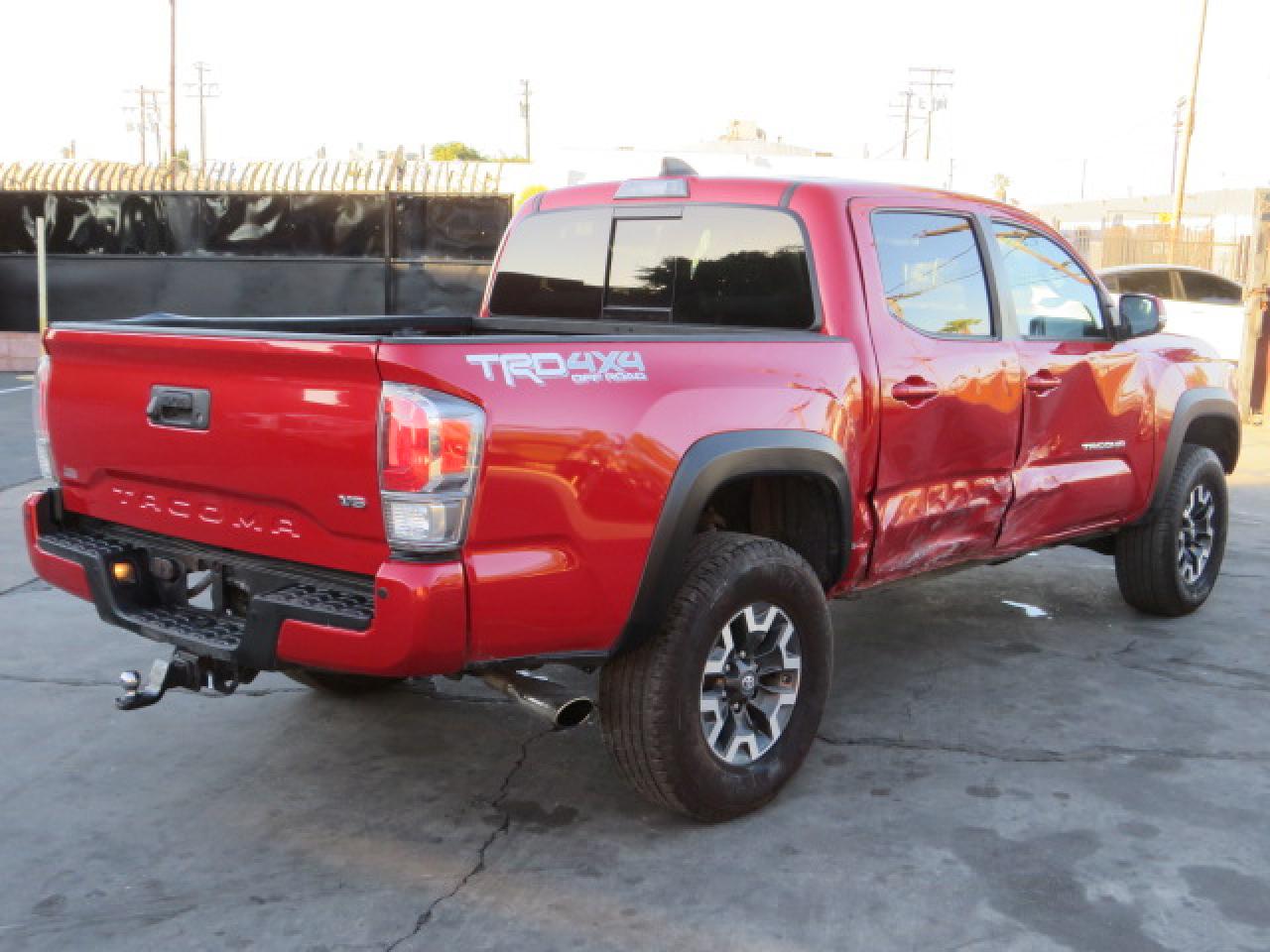 Изображение 3 Toyota Tacoma Double Cab 2021 с VIN 3TMCZ5AN2MM398731
