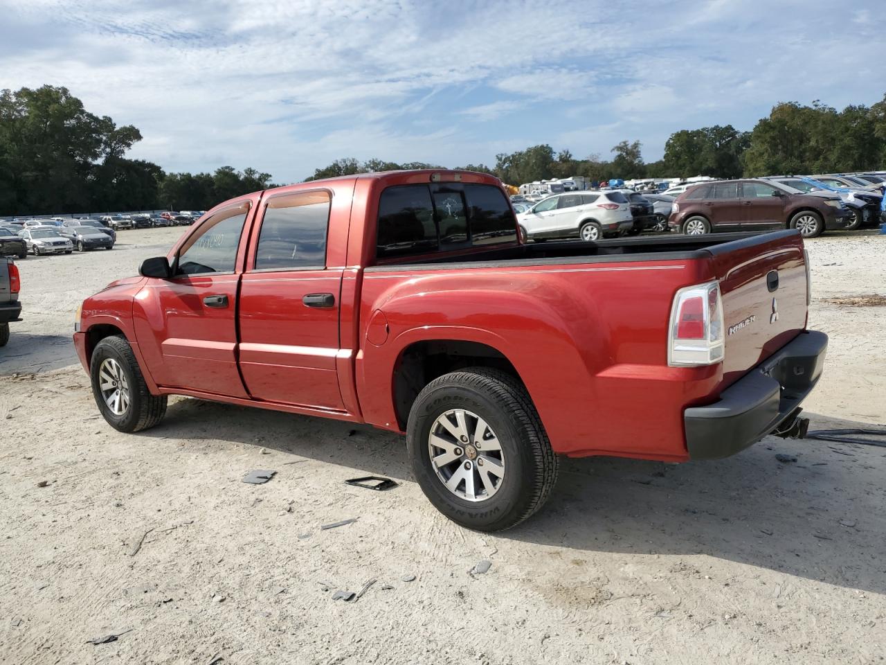 Image 2 of 2008 MITSUBISHI RAIDER LS 2008 with VIN 1Z7HC28K38S619921