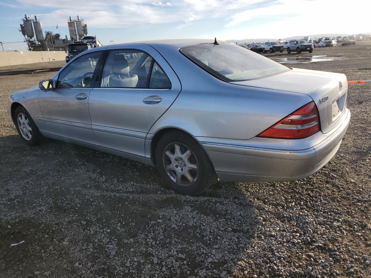 Obraz 2 z 2002 MERCEDES-BENZ S 430 2002 z VIN WDBNG70J82A308144