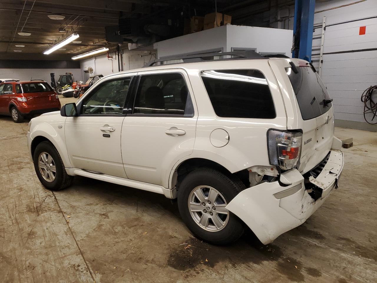Image 2 of Mercury Mariner 2009 with VIN 4M2CU91G69KJ20835