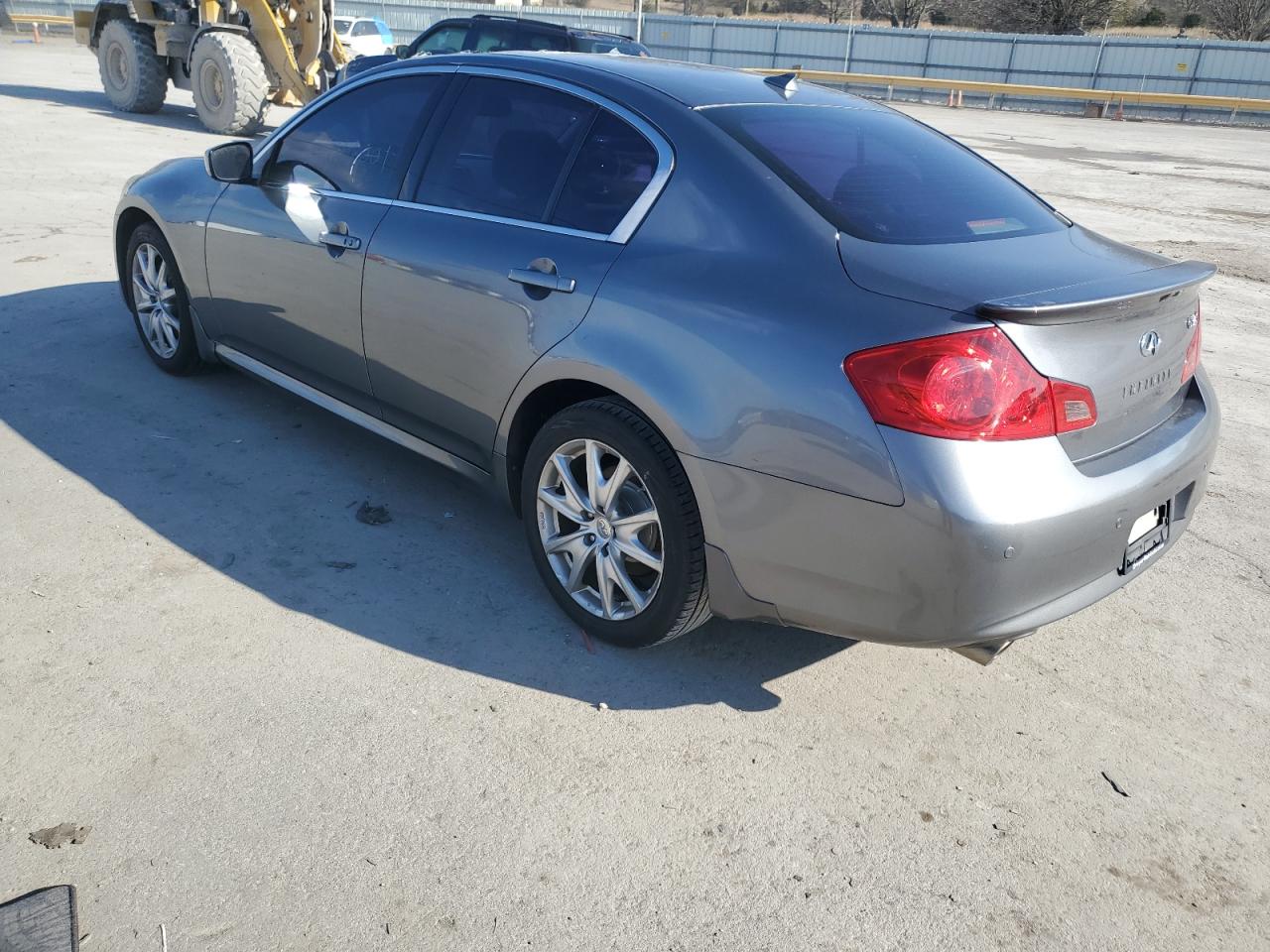 Изображение 2 2010 INFINITI G37  2010 с VIN JN1CV6AR1AM458772