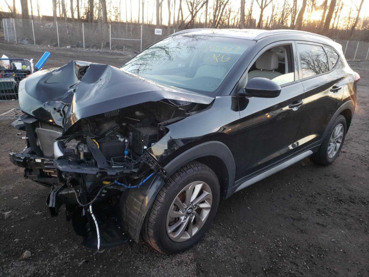 Image 1 of 2018 HYUNDAI TUCSON SEL 2018 with VIN KM8J3CA4XJU700449