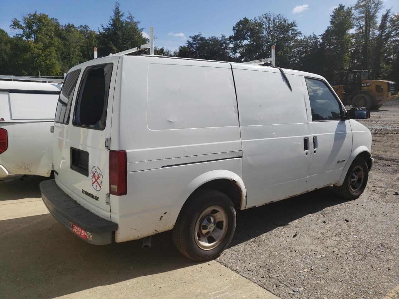 Image 3 of 2001 CHEVROLET ASTRO  2001 with VIN 1GCDM19W41B142781