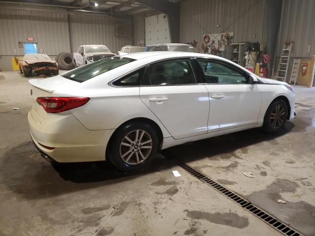 Obraz 3 z 2015 HYUNDAI SONATA SE 2015 z VIN 5NPE24AF8FH011477