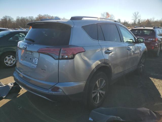 Obraz 3 z 2017 TOYOTA RAV4 XLE 2017 z VIN 2T3RFREVXHW631067