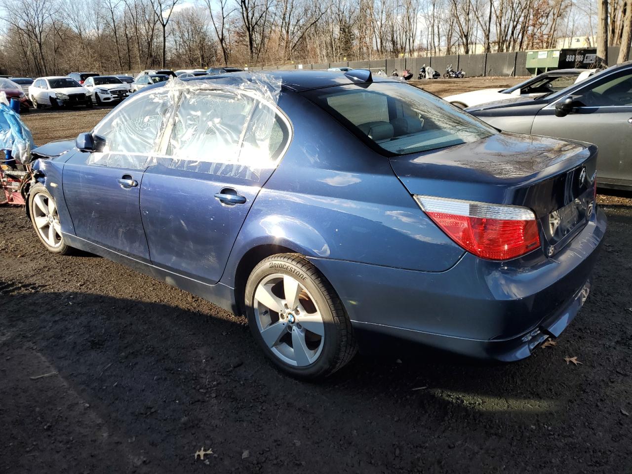 Obraz 2 z 2006 BMW 530 XI 2006 z VIN WBANF73546CG66368