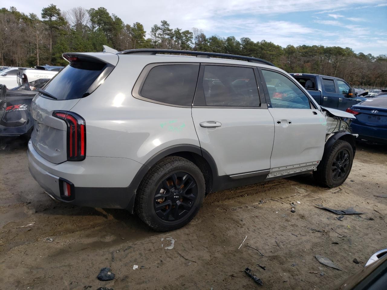 Image 3 of 2023 KIA TELLURIDE SX 2023 with VIN 5XYP5DGC8PG397968
