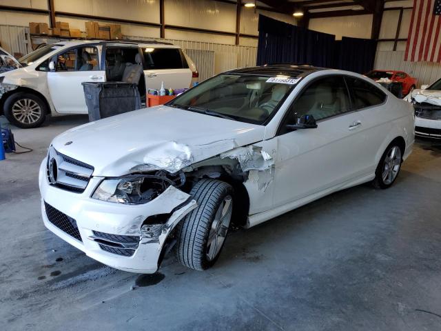 Изображение 1 2013 MERCEDES-BENZ C 250 2013 с VIN WDDGJ4HB9DF986677