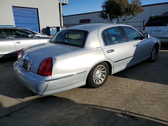 Obraz 3 z 1999 LINCOLN TOWN CAR SIGNATURE 1999 z VIN 1LNFM82W5XY603631