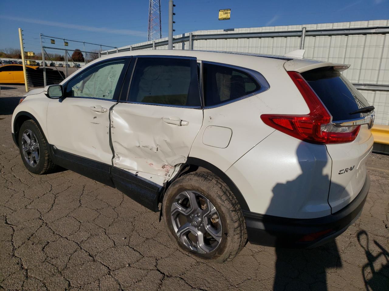 Image 2 of 2017 HONDA CR-V EXL 2017 with VIN 2HKRW2H83HH643923