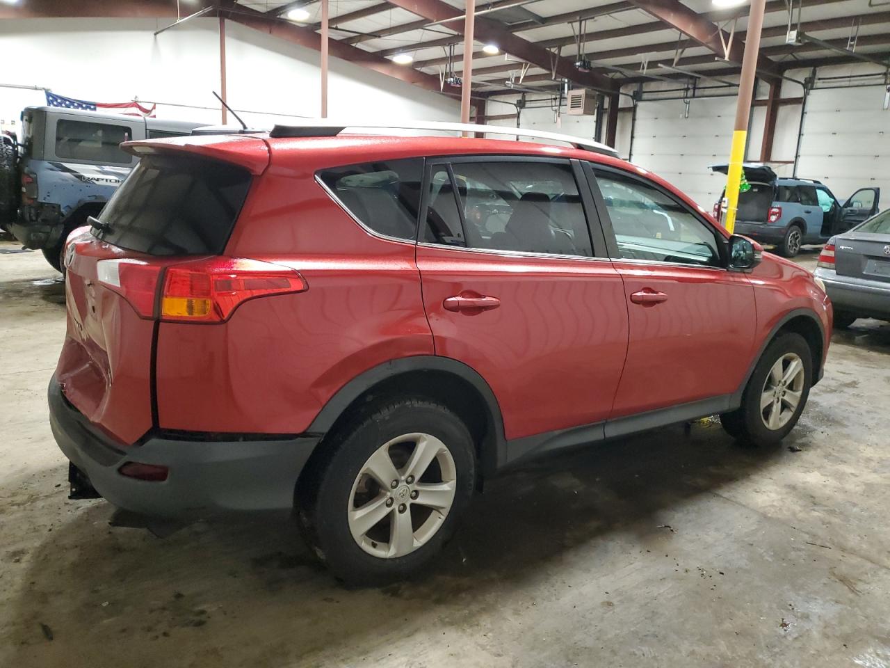 Image 3 of 2014 TOYOTA RAV4 XLE 2014 with VIN 2T3RFREV6EW153421