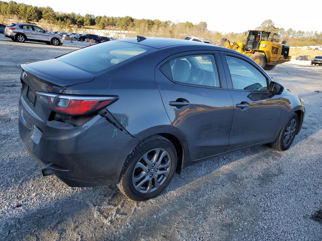 Image 3 of 2019 TOYOTA YARIS L 2019 with VIN 3MYDLBYV7KY503104