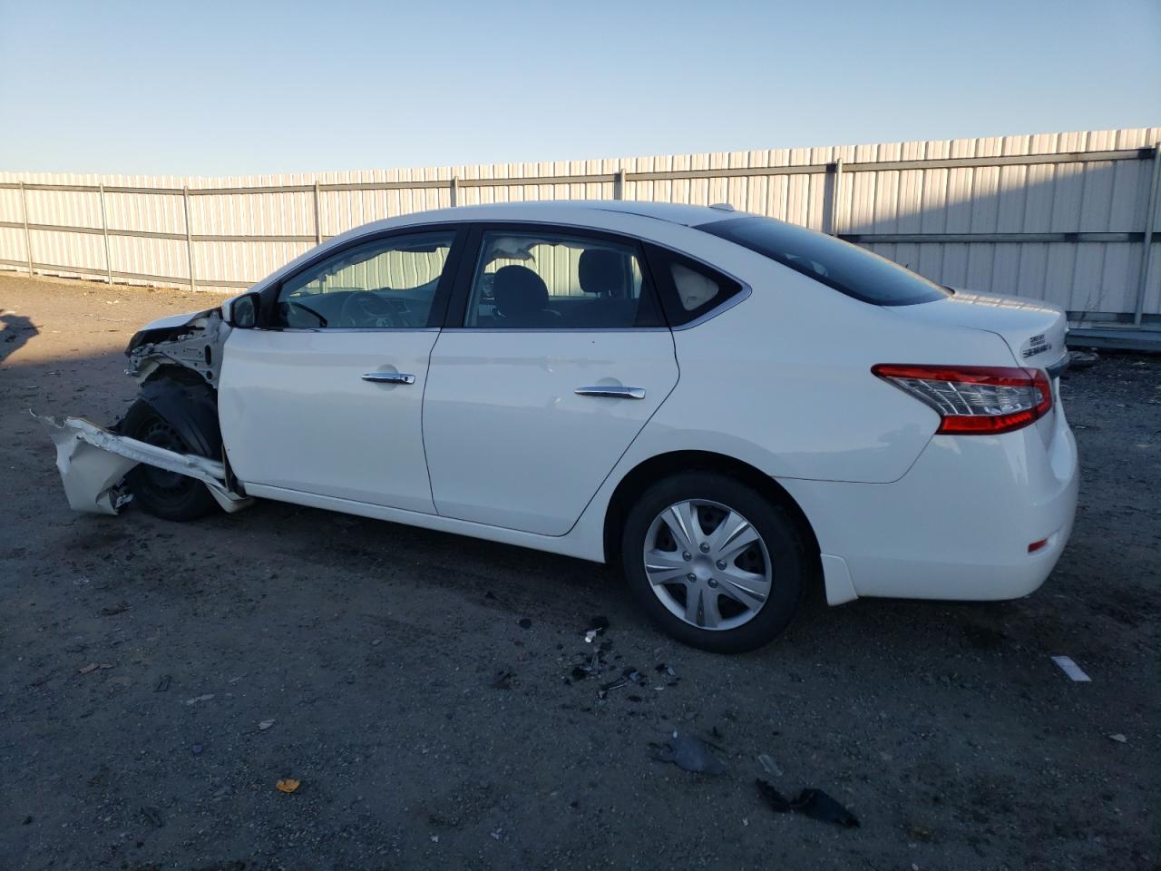 Изображение 2 2015 NISSAN SENTRA S 2015 с VIN 3N1AB7AP8FY242510