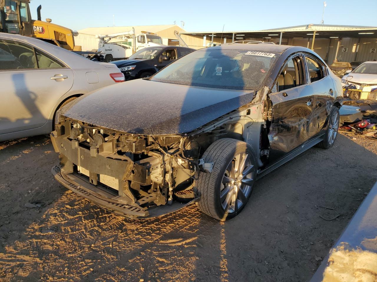 Image 1 of 2022 MAZDA 3 PREFERRED 2022 with VIN 3MZBPBCL0NM313556
