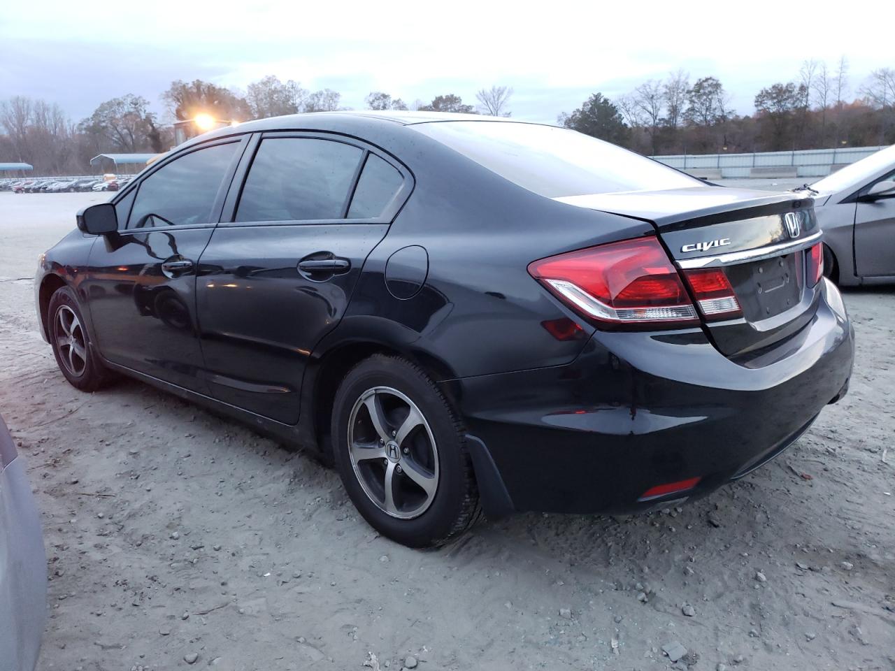 Изображение 2 2015 HONDA CIVIC SE 2015 с VIN 2HGFB2F79FH537539