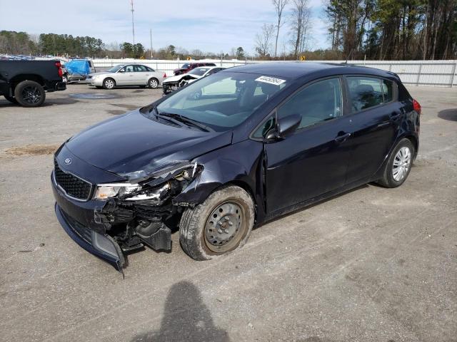 Obraz 1 z 2017 KIA FORTE LX 2017 z VIN KNAFK5A84H5676579