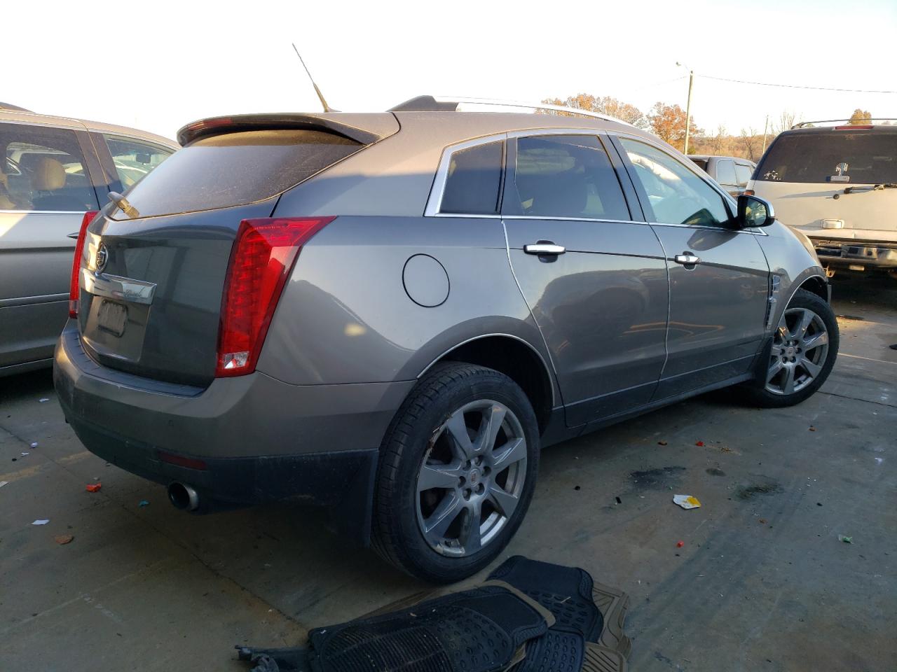Image 3 of 2011 CADILLAC SRX PERFORMANCE COLLECTION 2011 with VIN 3GYFNBEY8BS671850