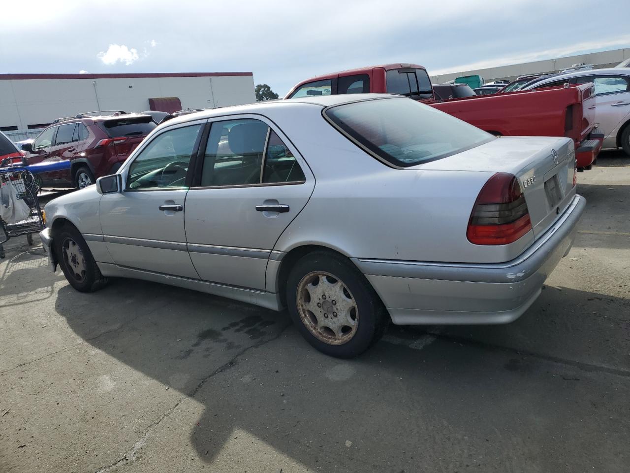 Obraz 2 z 1999 MERCEDES-BENZ C 230 1999 z VIN WDBHA24G5XA750483