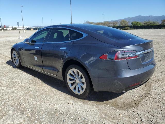 Obraz 2 z 2019 TESLA MODEL S  2019 z VIN 5YJSA1E27KF334715