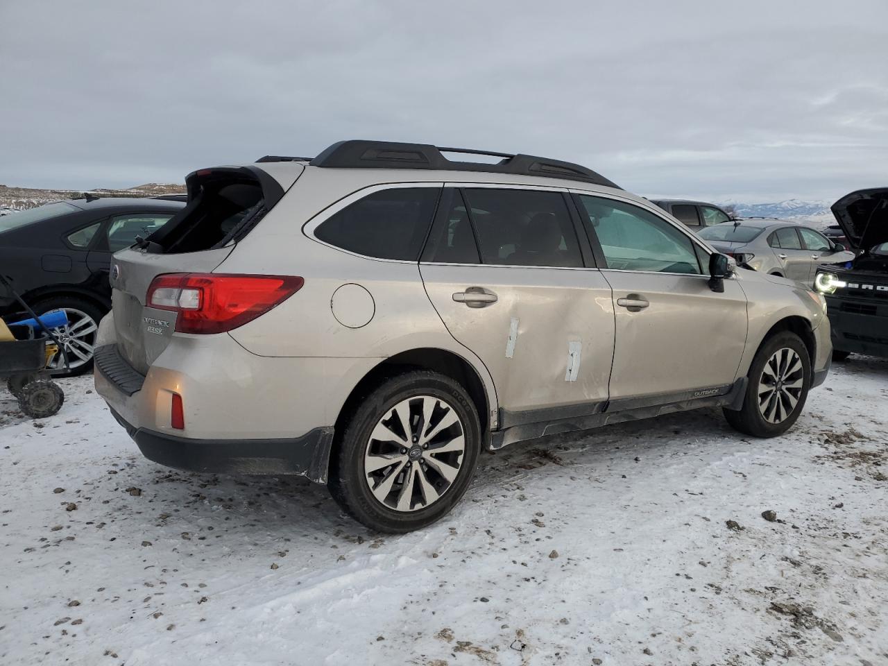 Image 3 of 2015 SUBARU OUTBACK 2.5I LIMITED 2015 with VIN 4S4BSANC6F3335584