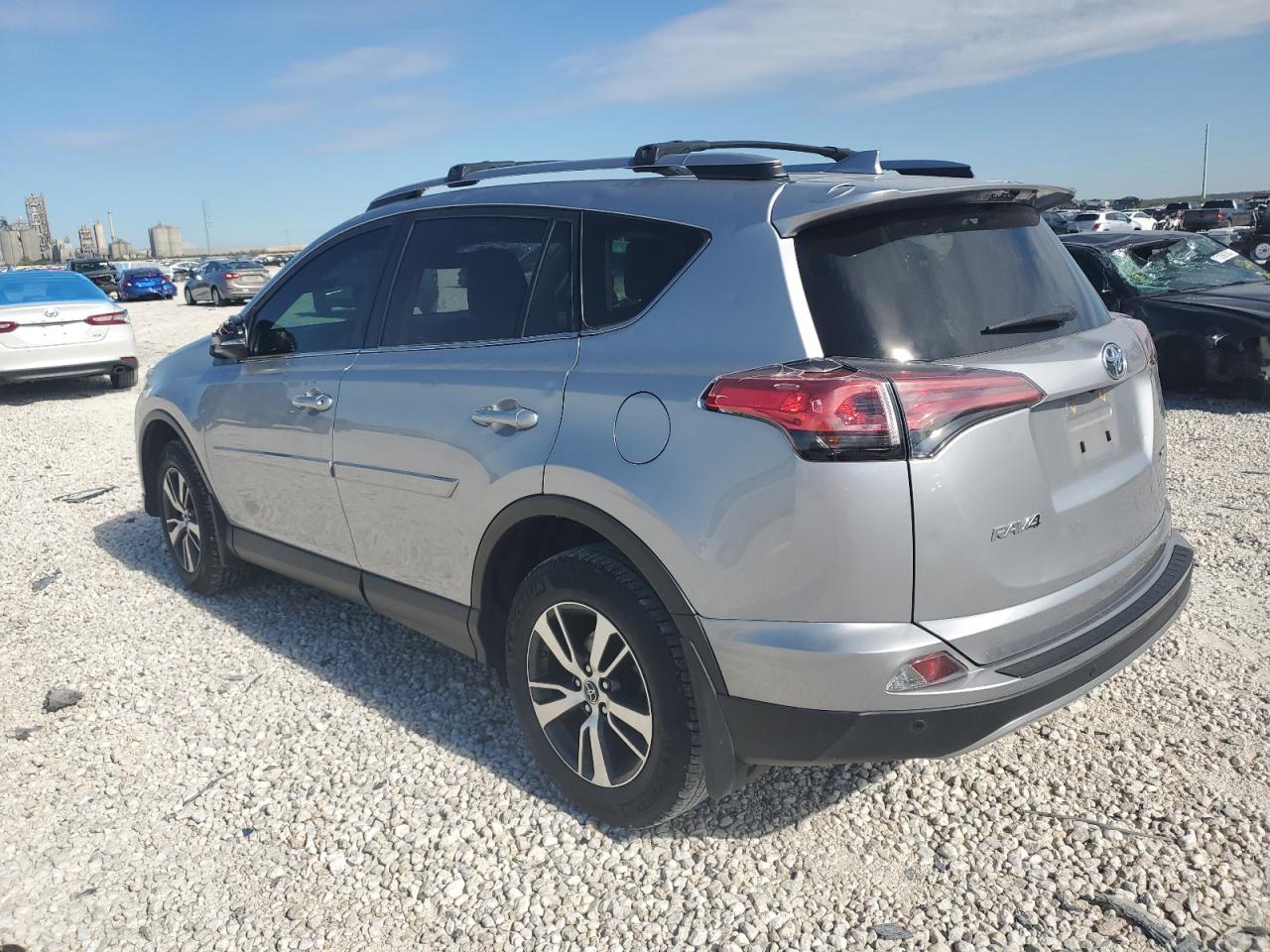 Image 2 of 2018 TOYOTA RAV4 ADVENTURE 2018 with VIN JTMWFREV0JD132753