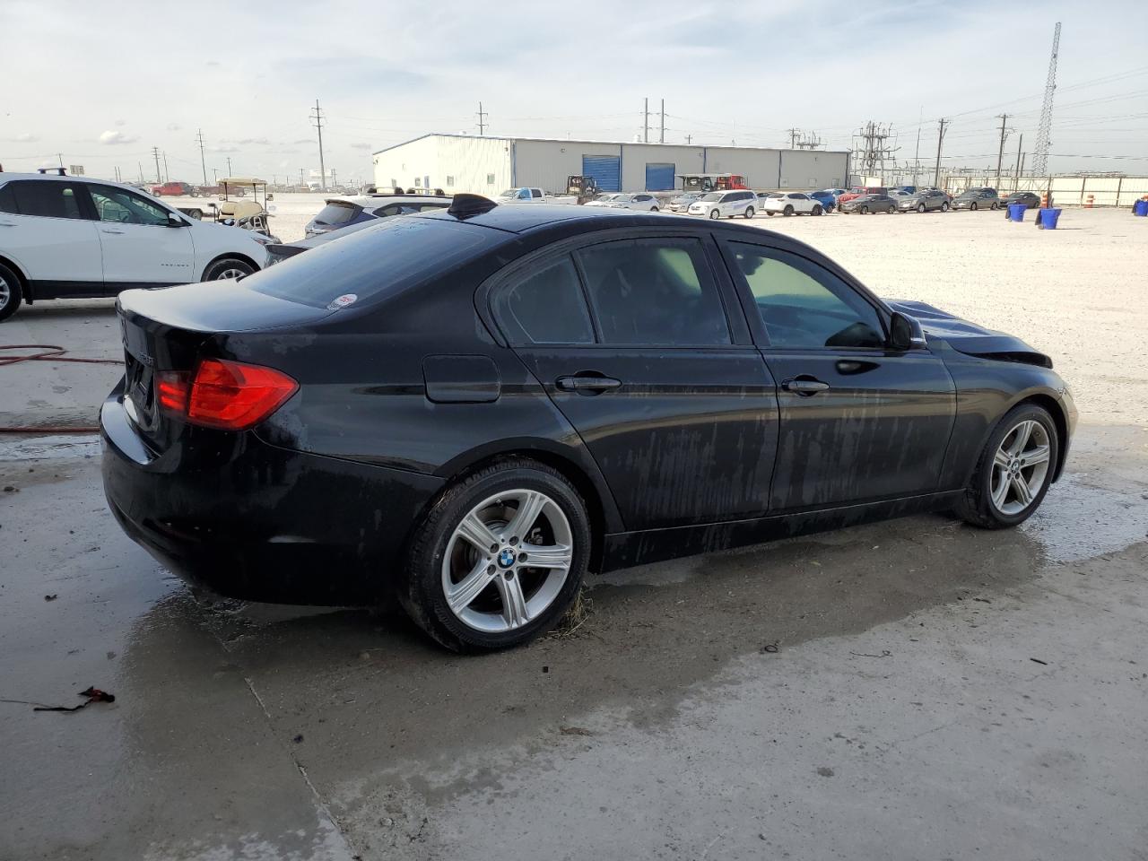 Image 3 of 2015 BMW 328 I 2015 with VIN WBA3A5G56FNS87765