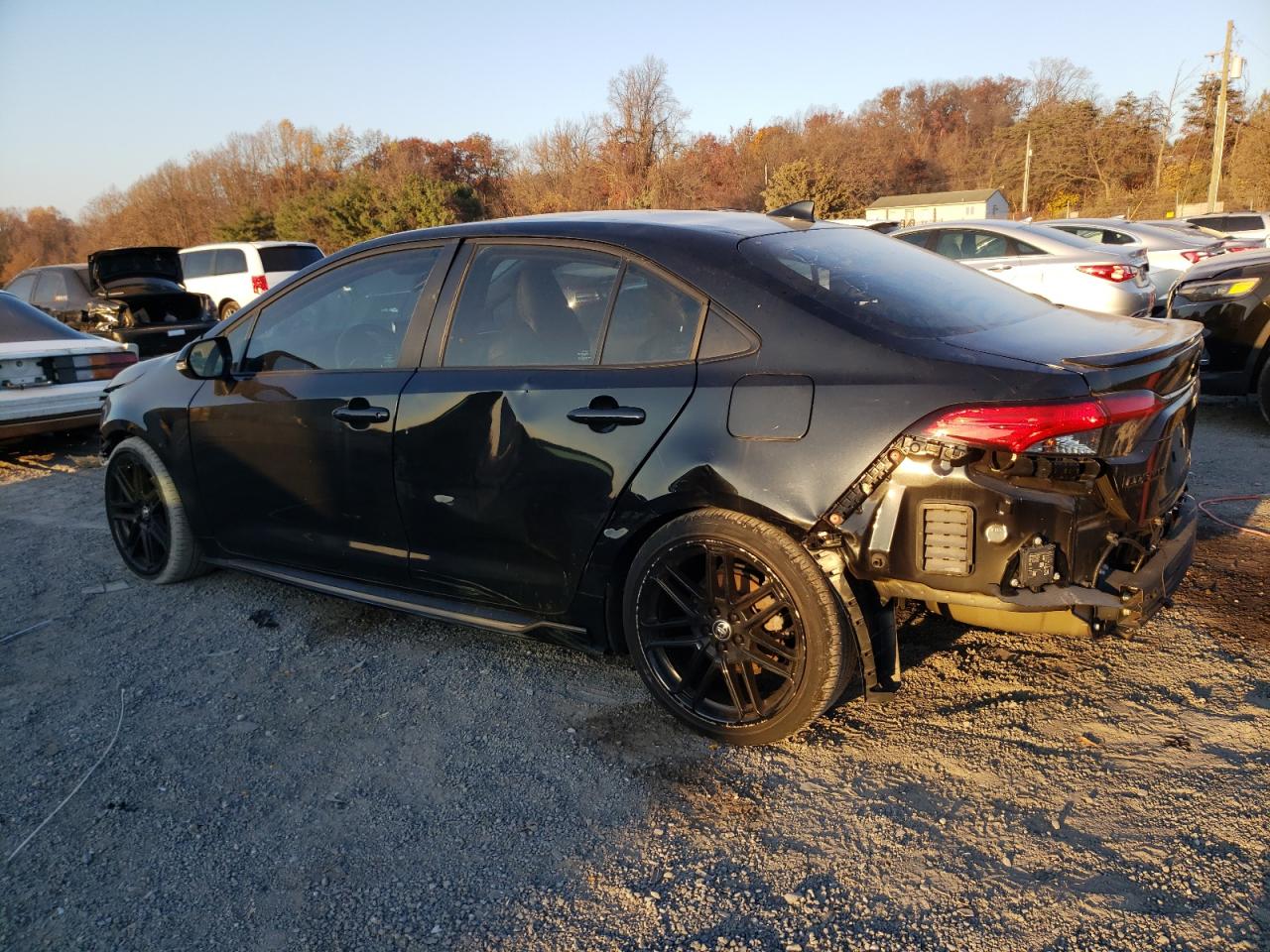 Изображение 2 2022 TOYOTA COROLLA XSE 2022 с VIN 5YFT4MCE4NP116203