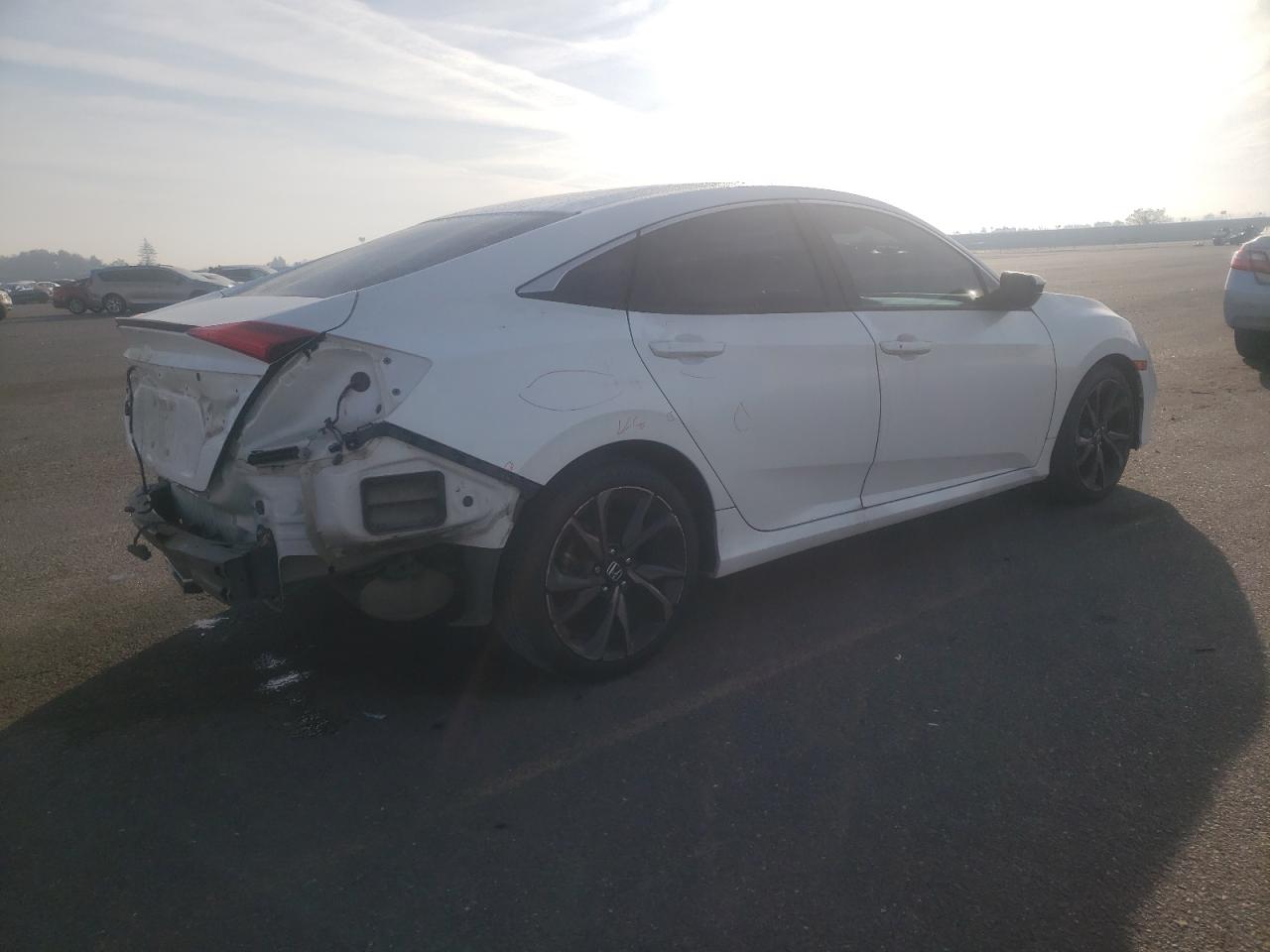 Obraz 3 z 2019 HONDA CIVIC SPORT 2019 z VIN 19XFC2F83KE201489