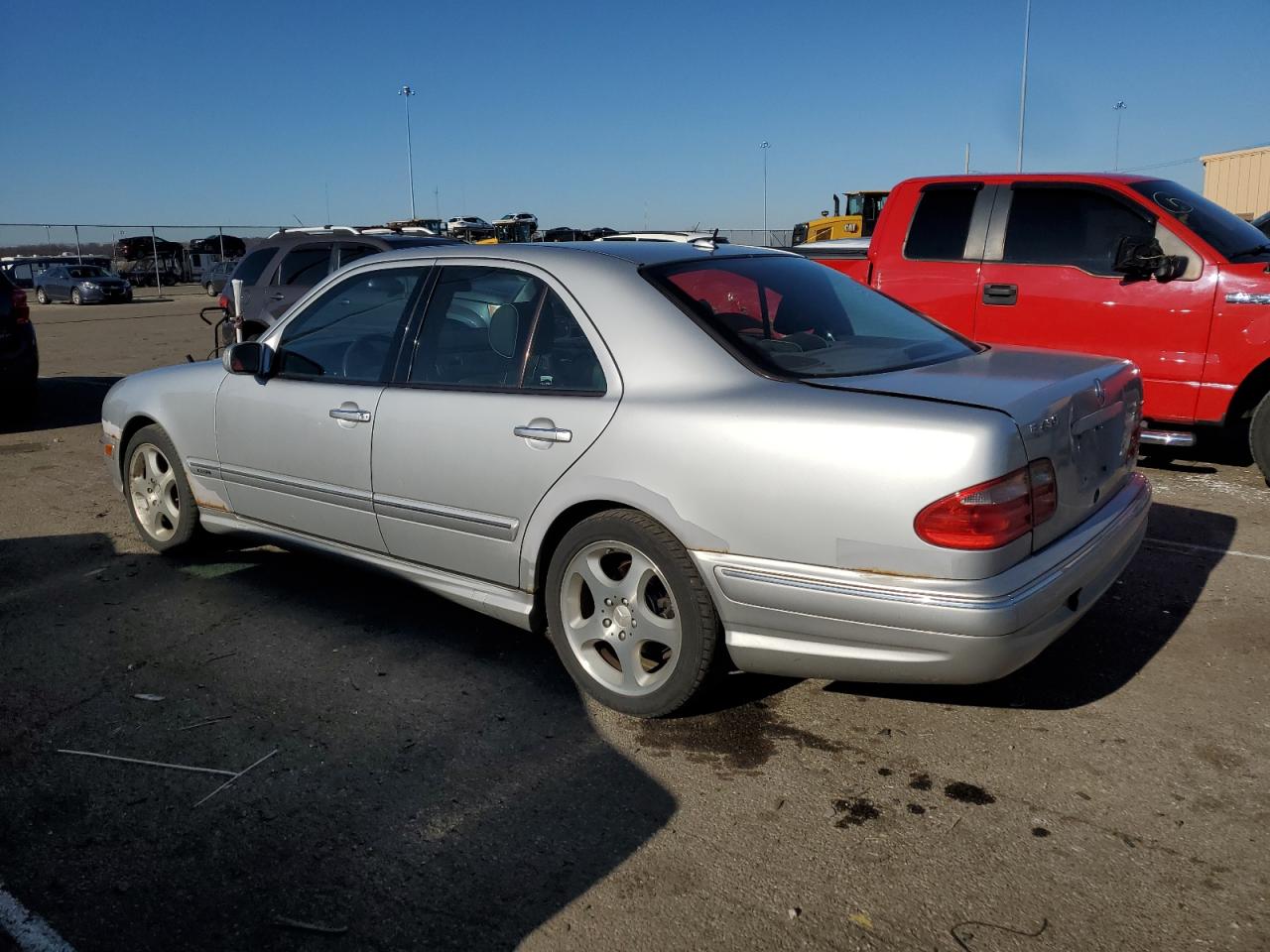 Obraz 2 z 2000 MERCEDES-BENZ E 430 2000 z VIN WDBJF70J8YB144852
