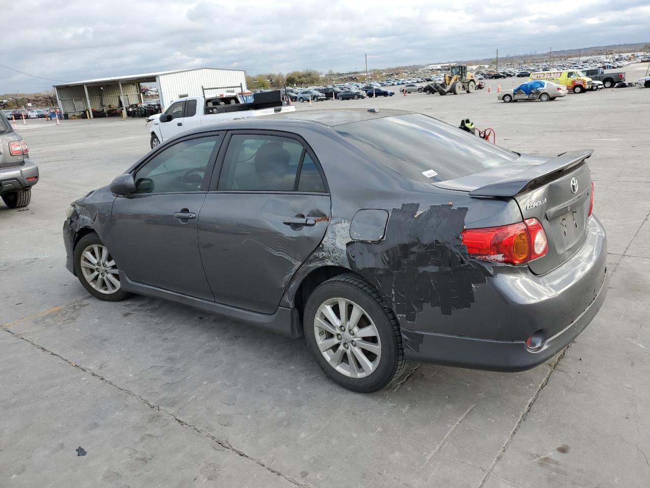 Изображение 2 2010 TOYOTA COROLLA BASE 2010 с VIN 2T1BU4EE2AC439197
