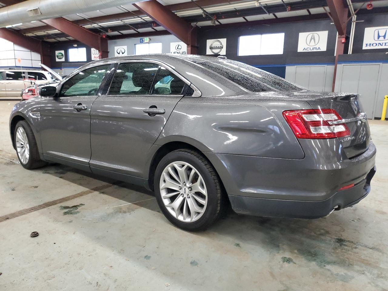 Image 2 of 2015 FORD TAURUS LIMITED 2015 with VIN 1FAHP2F86FG171798