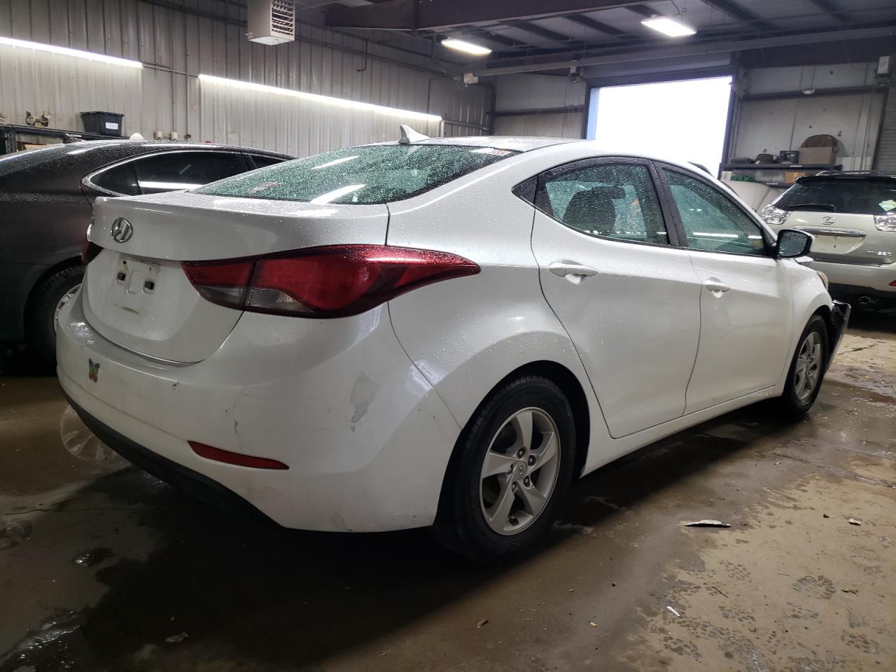 Image 3 of 2015 HYUNDAI ELANTRA SE 2015 with VIN 5NPDH4AE8FH641162