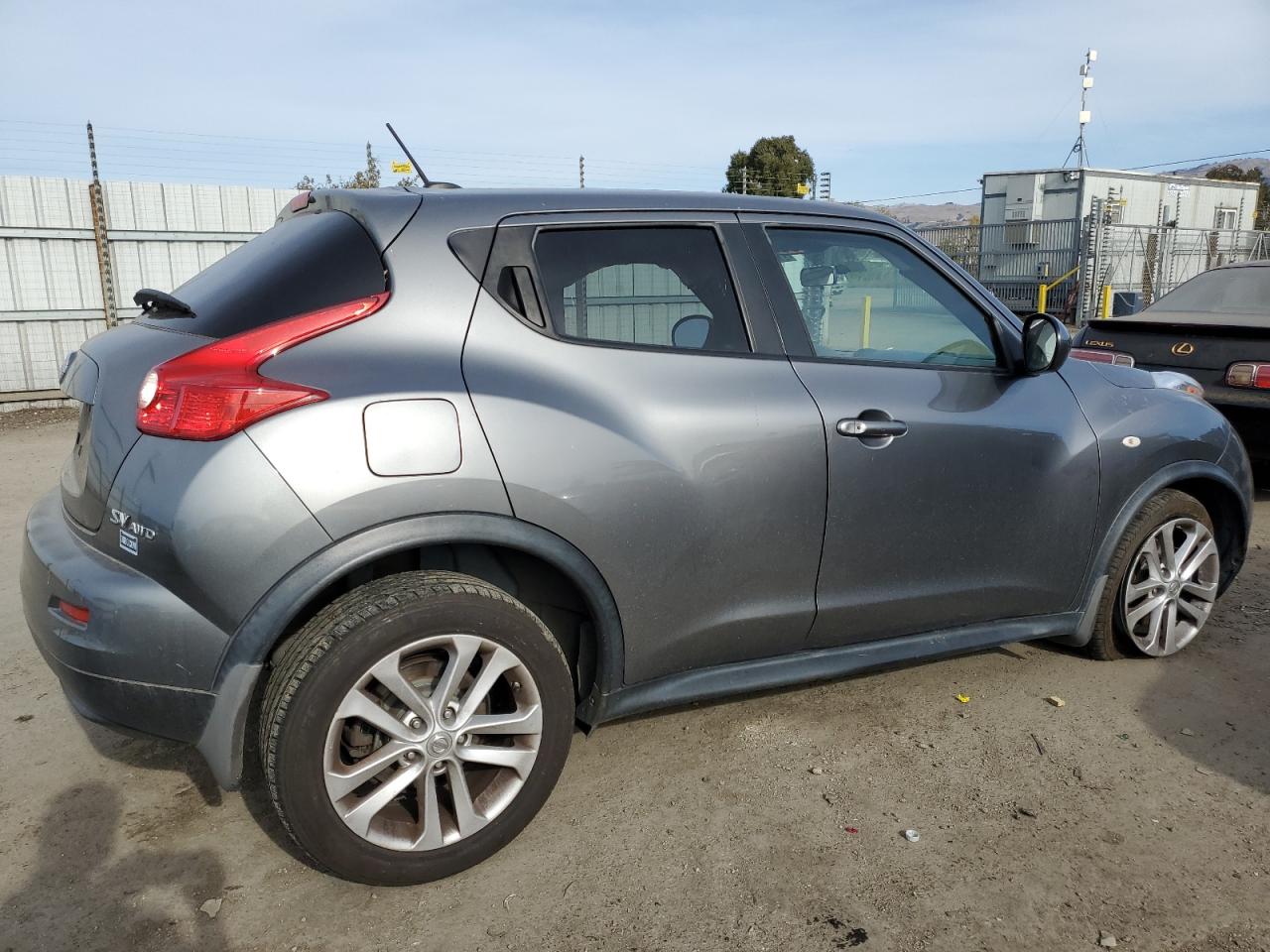 Obraz 3 z 2011 NISSAN JUKE S 2011 z VIN JN8AF5MV1BT013058