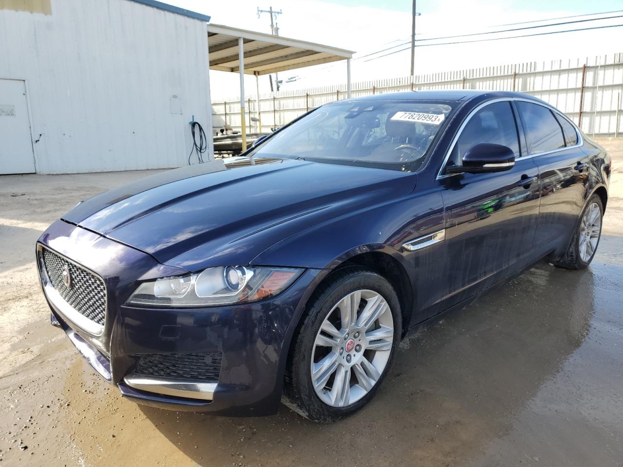 Obraz 1 z 2016 JAGUAR XF PREMIUM 2016 z VIN SAJBD4BV9GCY24246