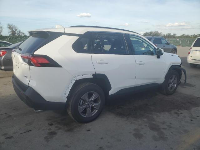Изображение 3 2024 TOYOTA RAV4 XLE 2024 с VIN 2T3W1RFVXRW301141