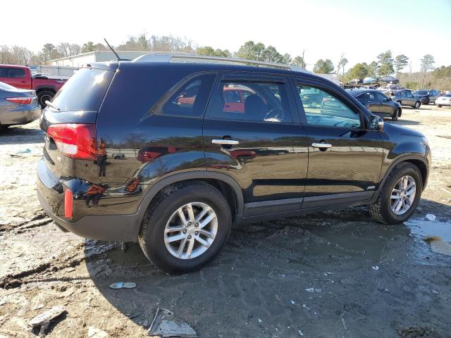 Image 3 of 2015 KIA SORENTO LX 2015 with VIN 5XYKTCA64FG571904