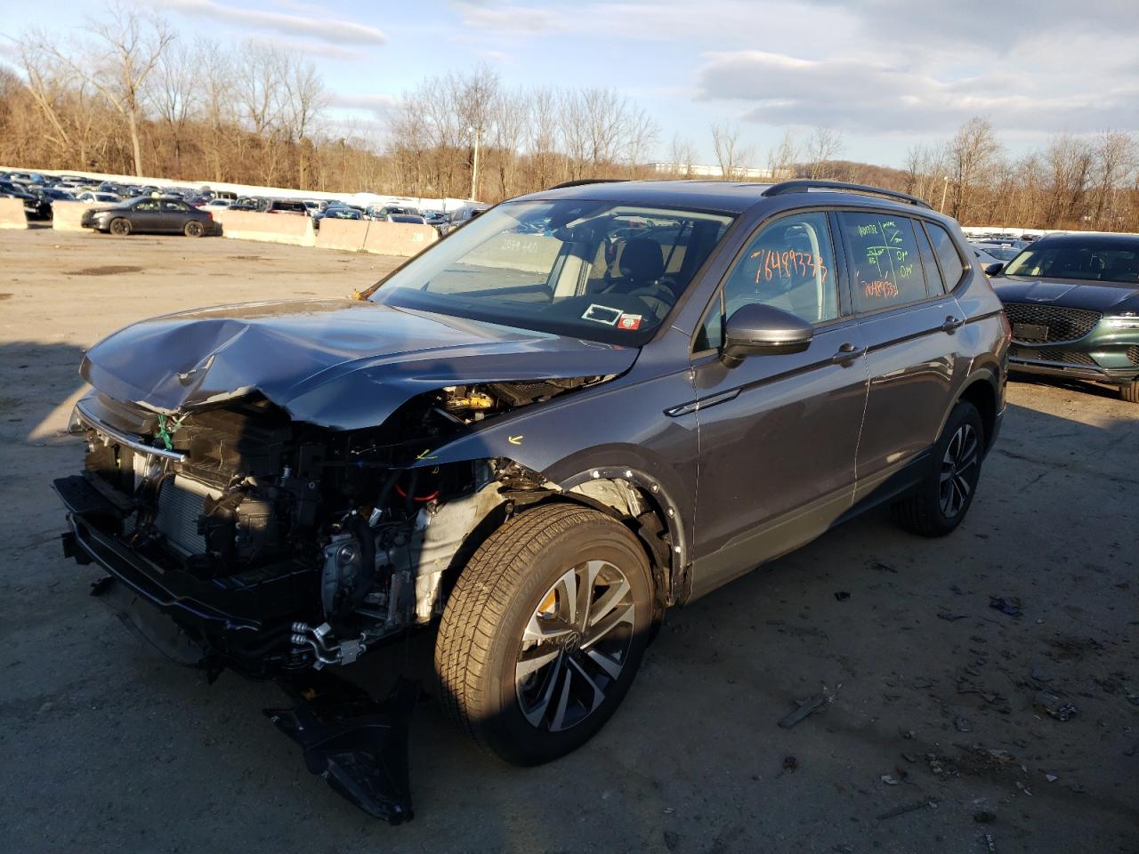 Изображение 1 2023 VOLKSWAGEN TIGUAN S 2023 с VIN 3VVFB7AX9PM112703