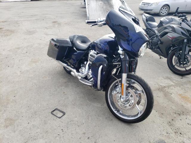 Image 1 of 2016 HARLEY-DAVIDSON FLHXSE CVO STREET GLIDE 2016 with VIN 1HD1PXN18GB955667